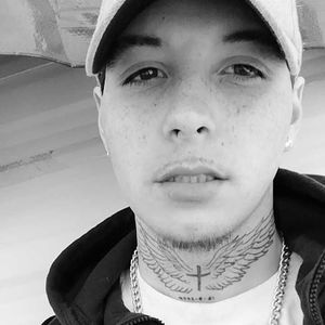 Meet your Posher, Carl